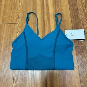 NWT Nike Indy Sports Bra